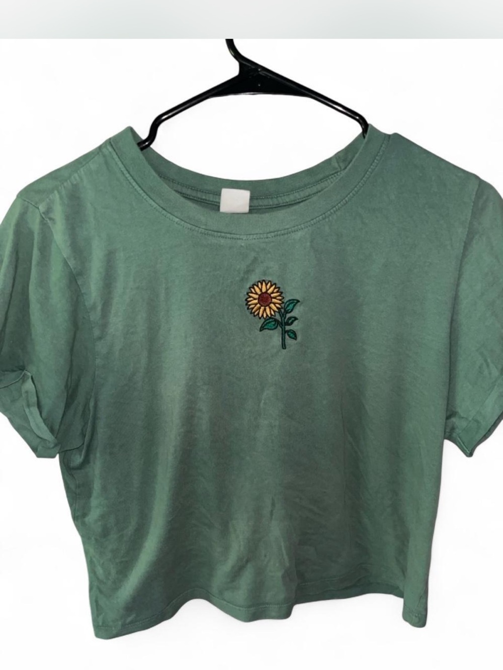 Sunflower Embroidered Green Crop Tee
